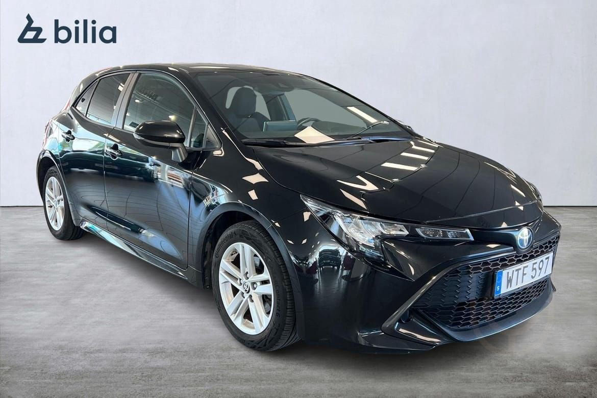 Toyota Corolla Hybrid 1,8 5D Active Carplay