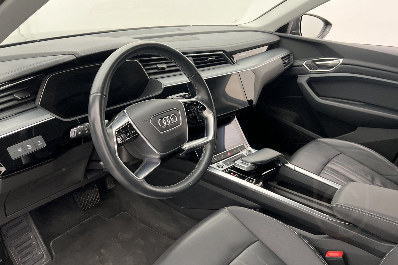 Audi Q8 50 e-tron Quattro