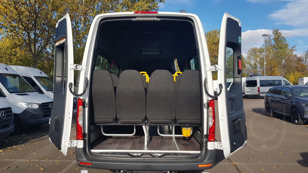 Mercedes-Benz Tremonia Transfer 45 Schulbus Minibus 22 Sitze +
