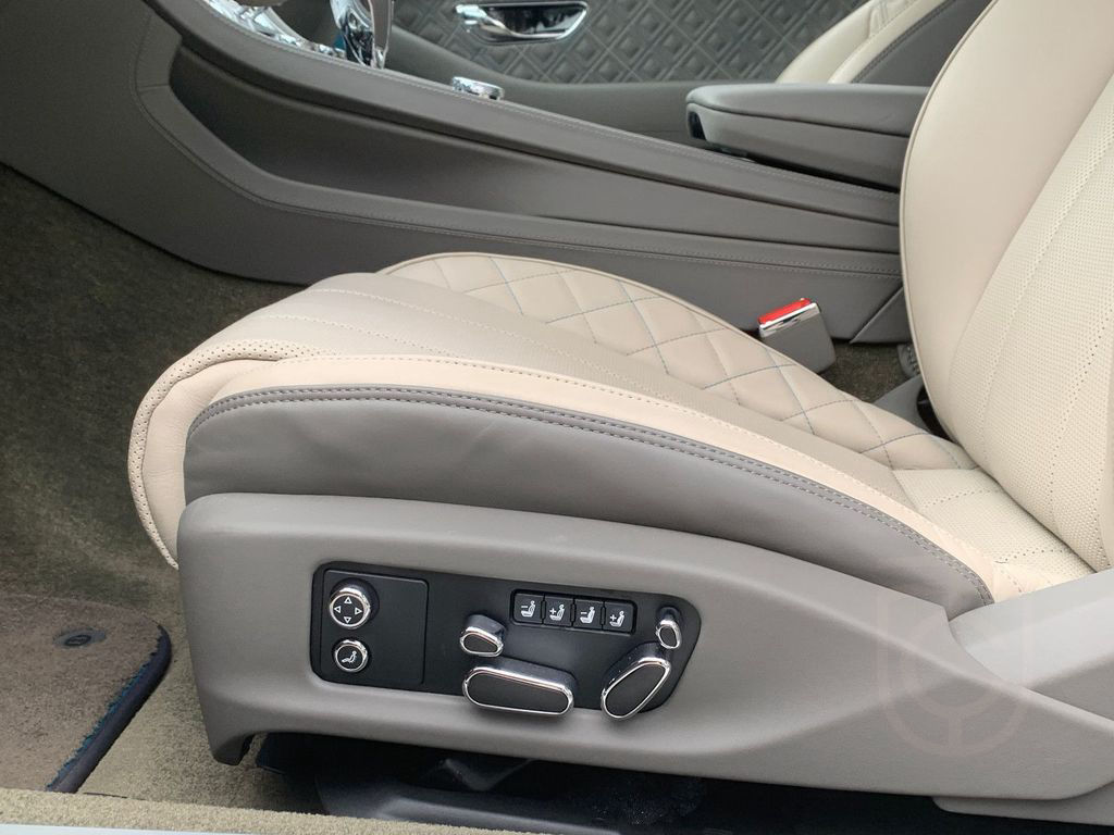 Bentley Continental GTC V8 Mulliner Blackline/Carbon/HUD