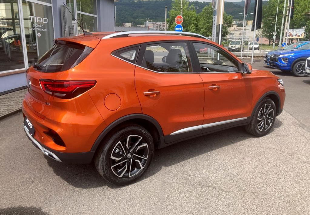 MG ZS EV