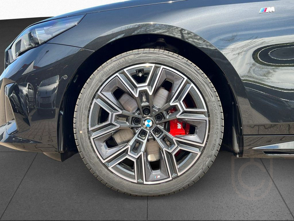 BMW 540d xDrive Touring, Leasing ab 1.039 EUR