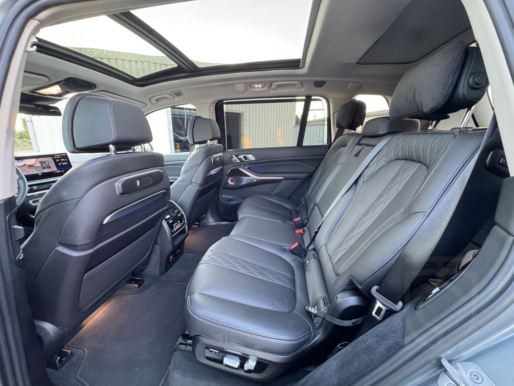 BMW X7 xDrive 40 i*B&W*Sky-Lounge*Massage*DriveAss*