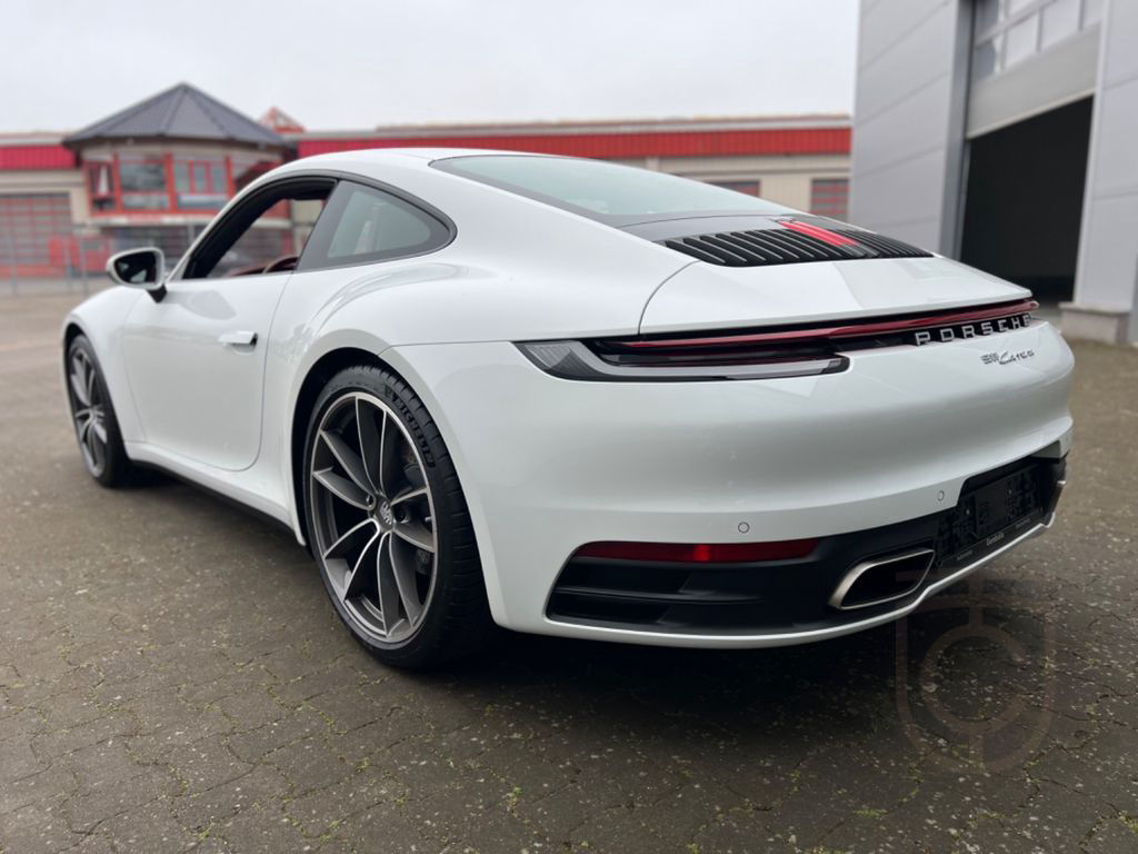 Porsche 911 992 CARRERA COUPE, MY 2023, EZ. 08/2025