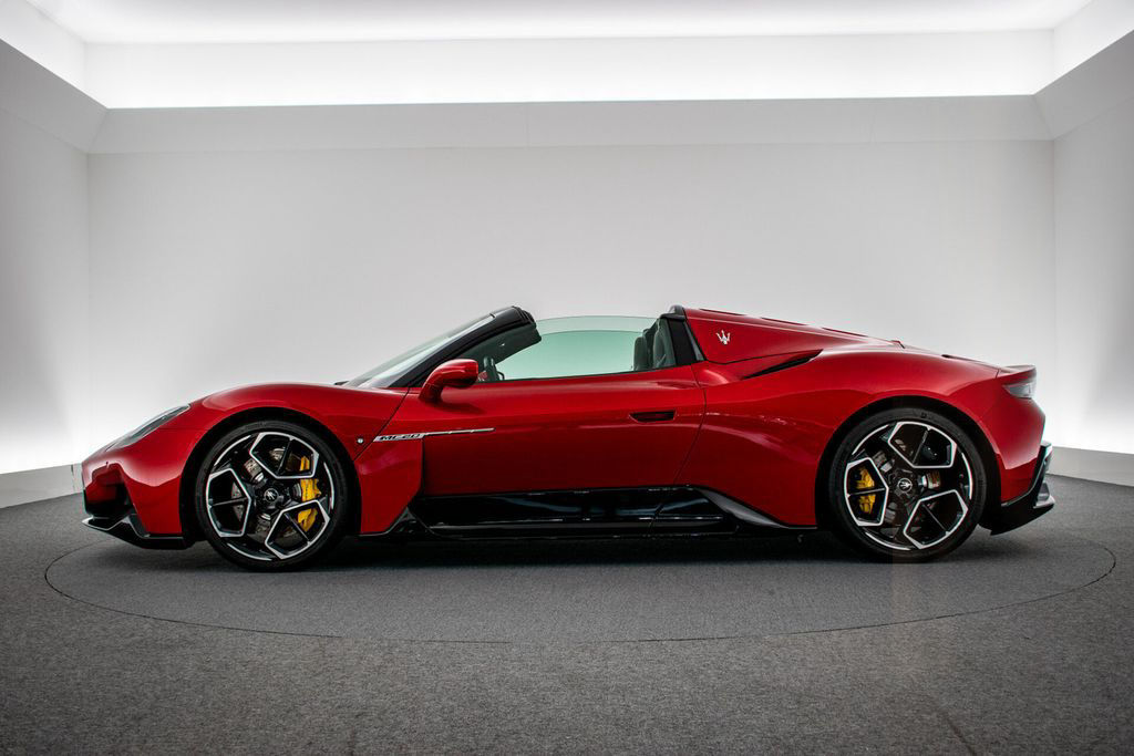 Maserati MC20 Spyder 3.0 V6 Rosso Vincente I VAT Car