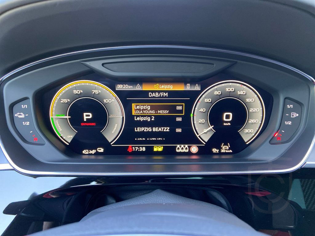 Audi A8 60 TFSIe qu. *Dig.-Matrix*Pano*HuD*Air*B&O*