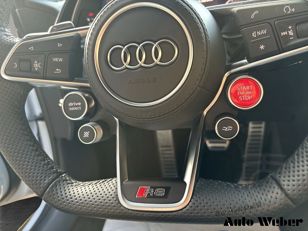 Audi R8 Coupe RWD performance Keramik Schalensitze