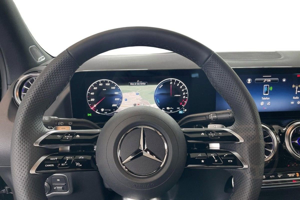 Mercedes-Benz GLA 250e