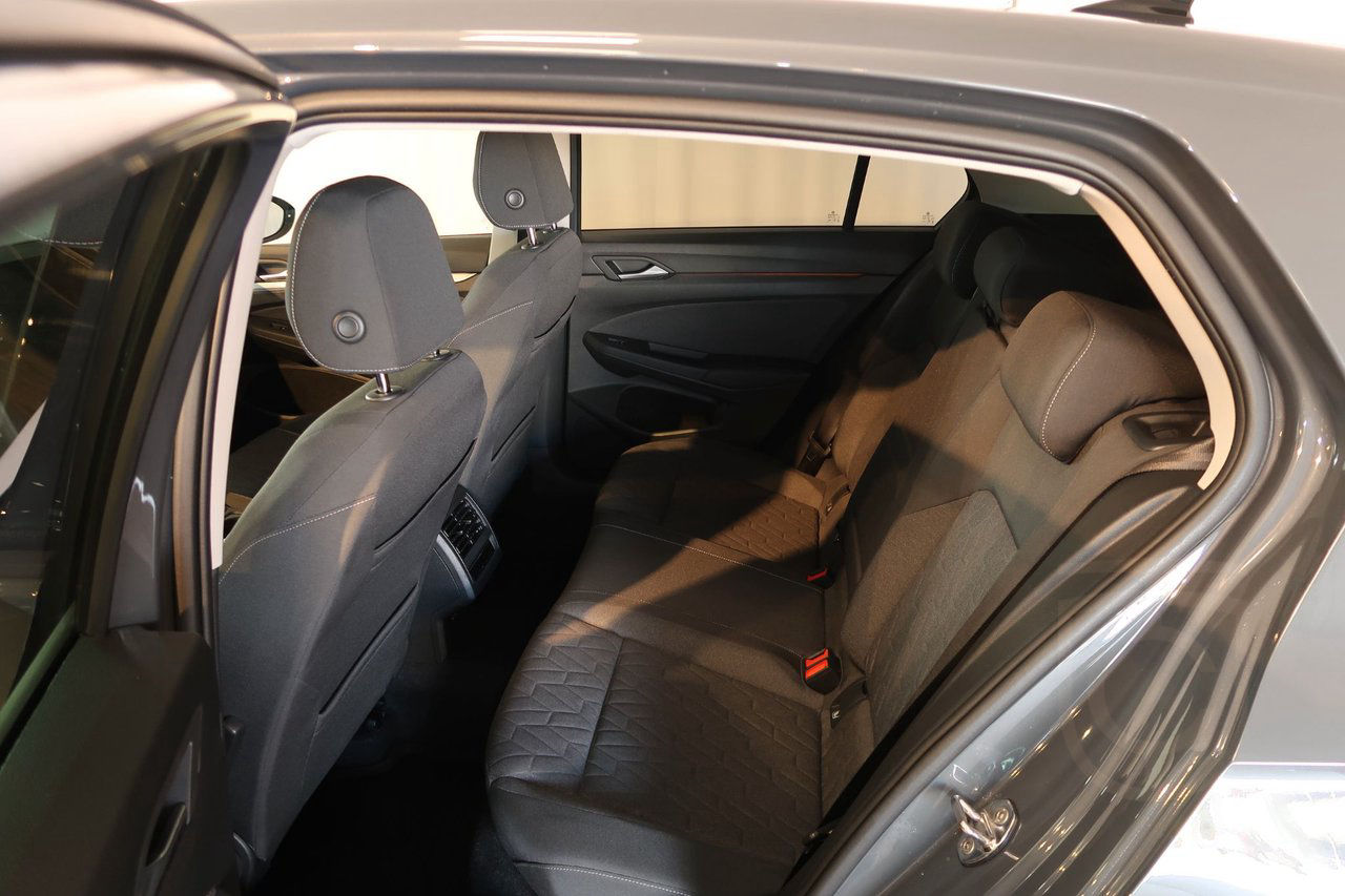 Volkswagen Golf 1.5 eTSI