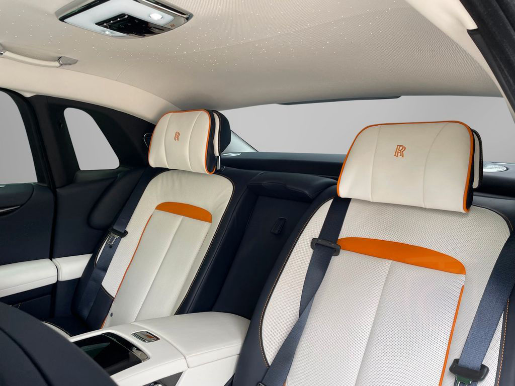 Rolls-Royce Ghost II - Bespoke/Gold SOE