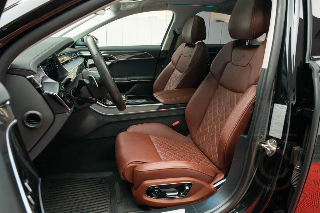Audi S8 TFSI quattro tiptronic