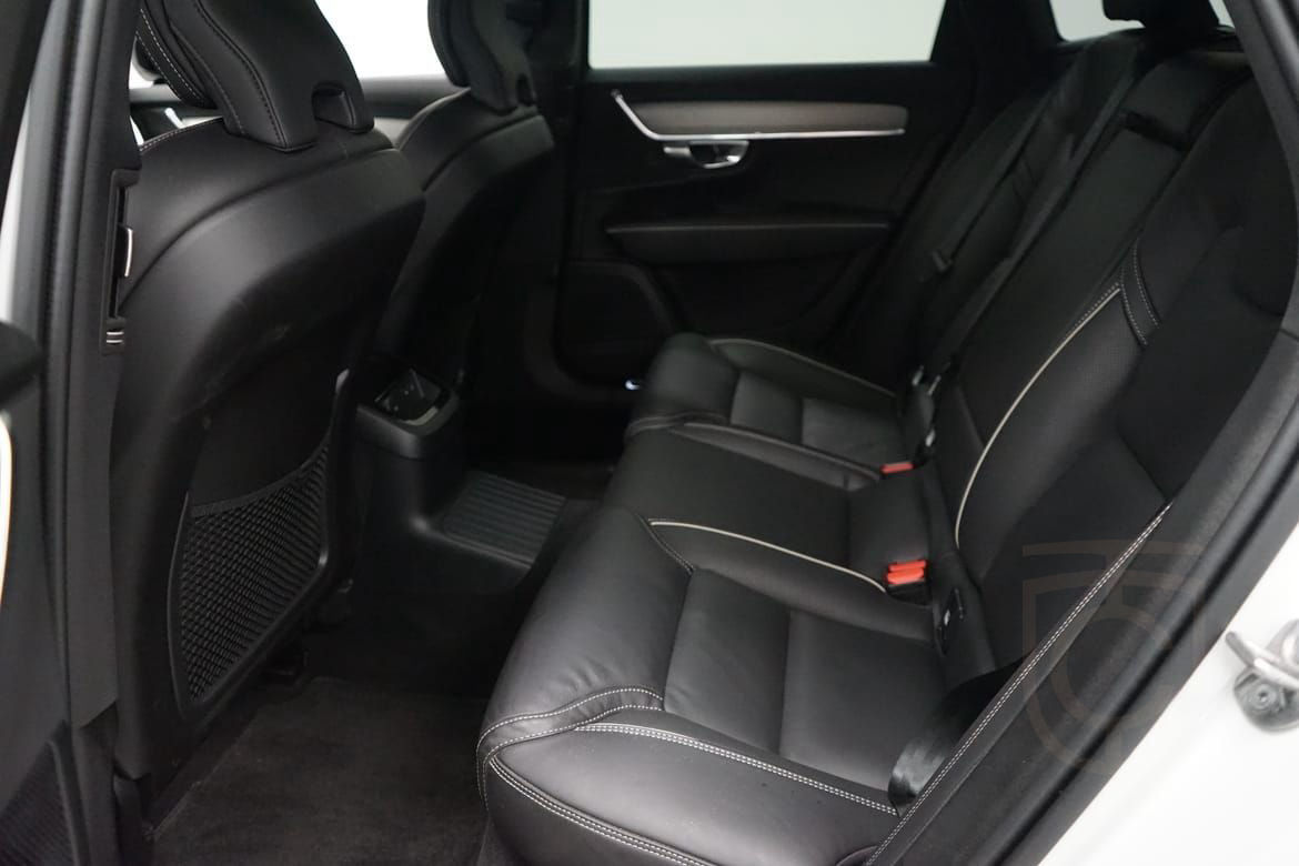 Volvo V90 T6 Plus Dark Edition