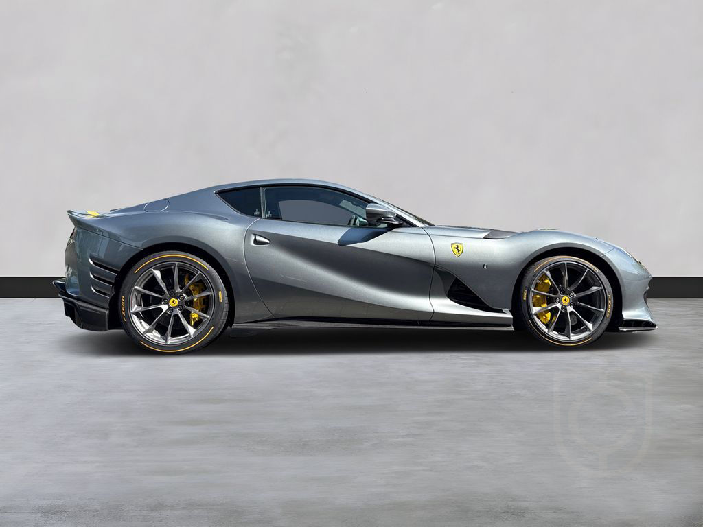Ferrari 812 Competizione