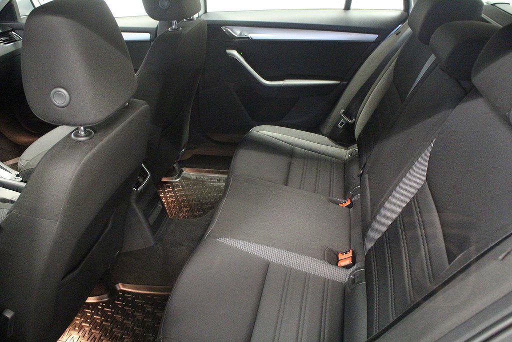 Skoda Octavia Kombi 1.0 TSI DSG Automat 115hk Apple Carplay