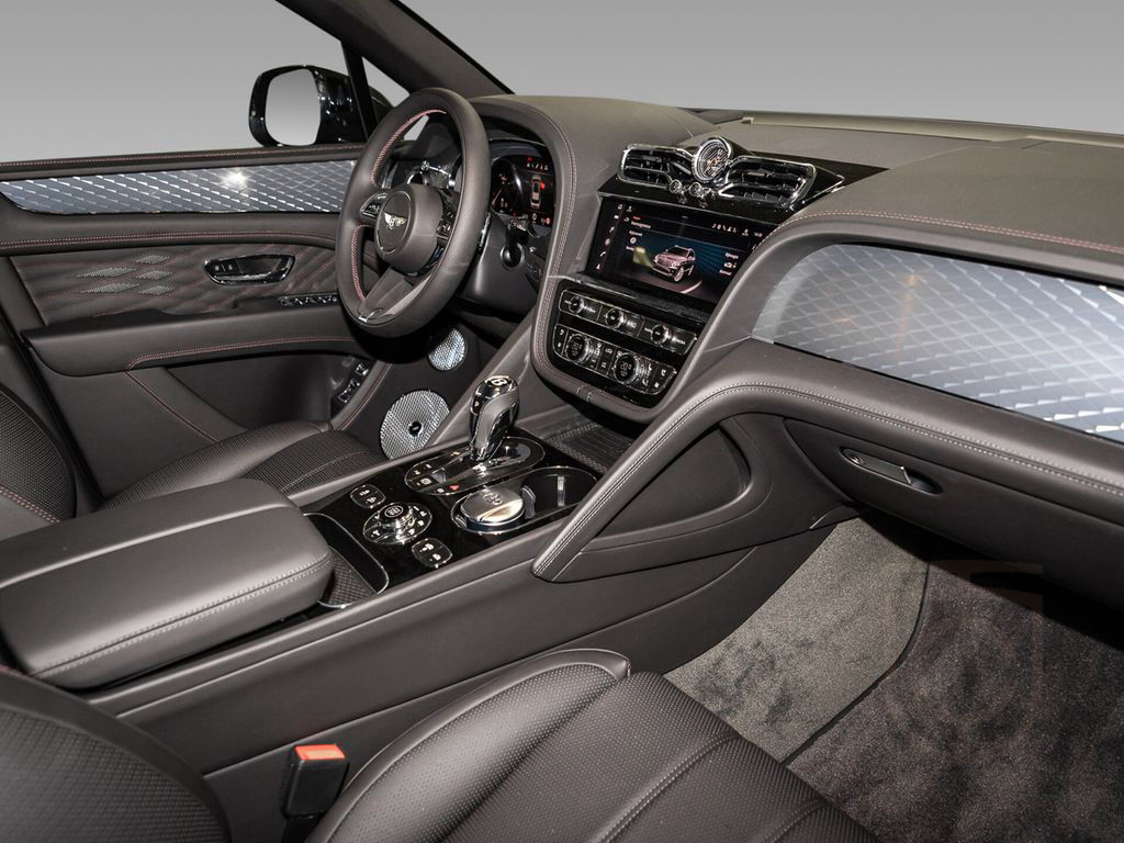 Bentley Bentayga V8 Azure EWB |First Edition|Black Line|