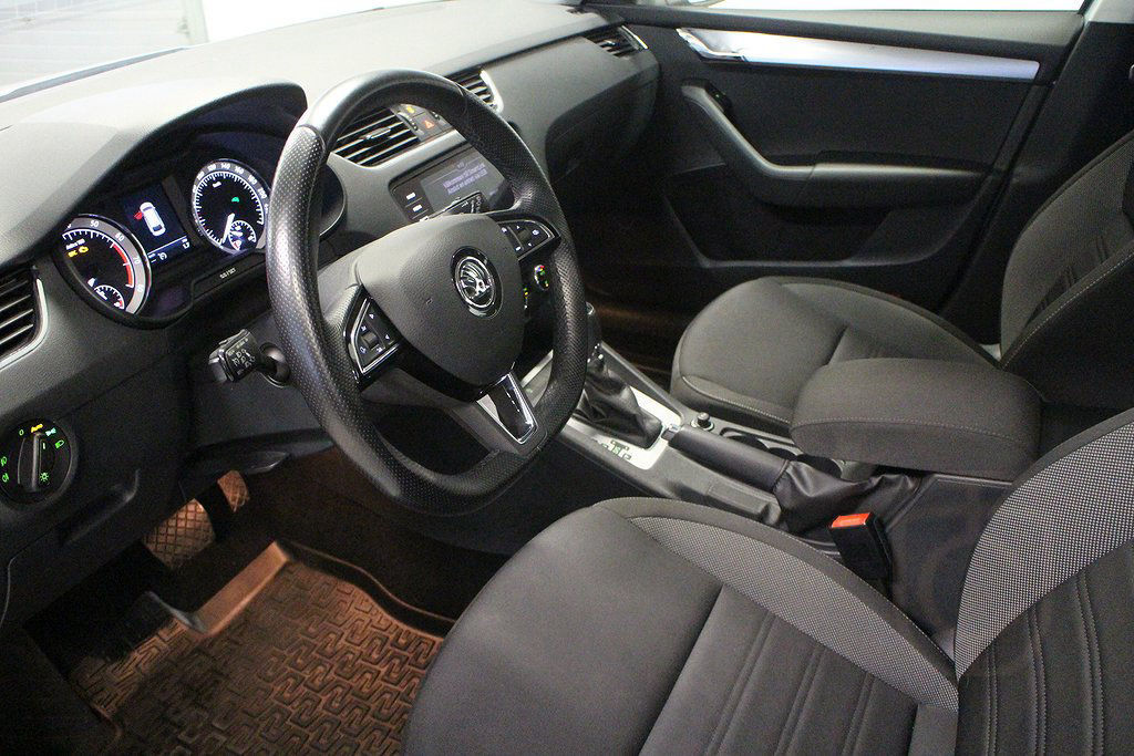 Skoda Octavia Kombi 1.0 TSI DSG Automat 115hk Apple Carplay