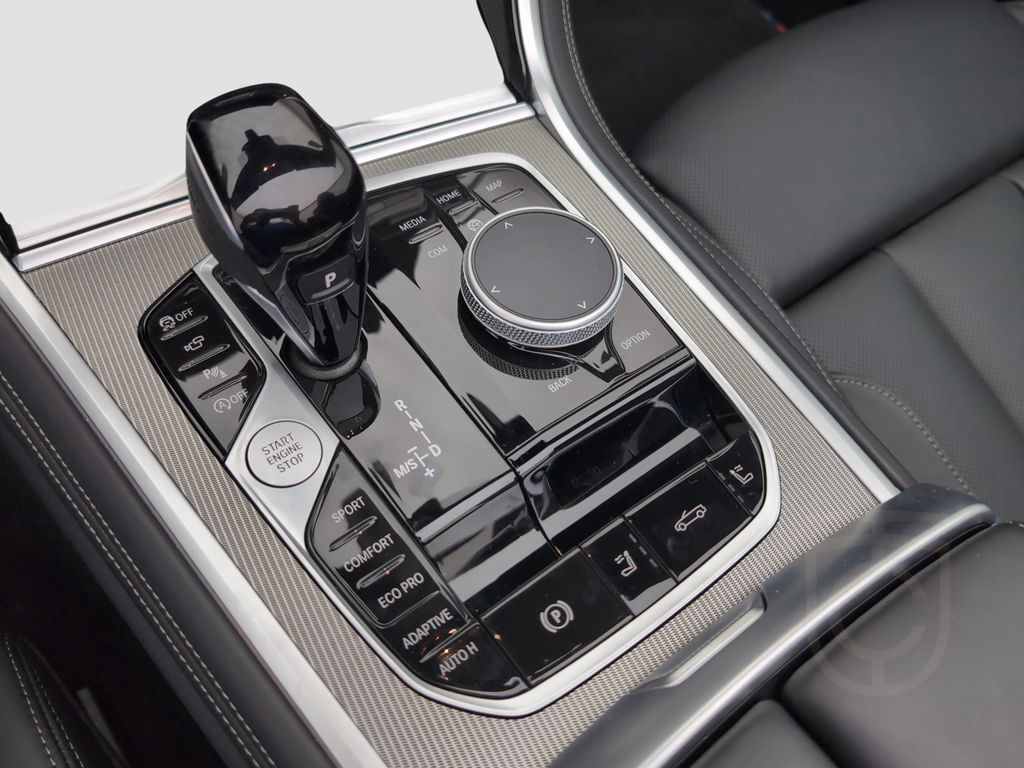BMW 840i Cabrio Standheizung Driv.Assist.Prof Laser