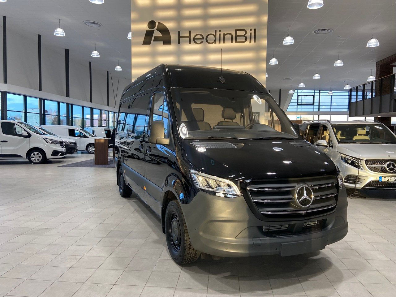 Mercedes-Benz Sprinter 317 - BLACK EDITION -