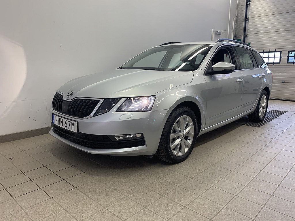 Skoda Octavia Kombi Ambition 1.0 TSI 115 drag och värmare