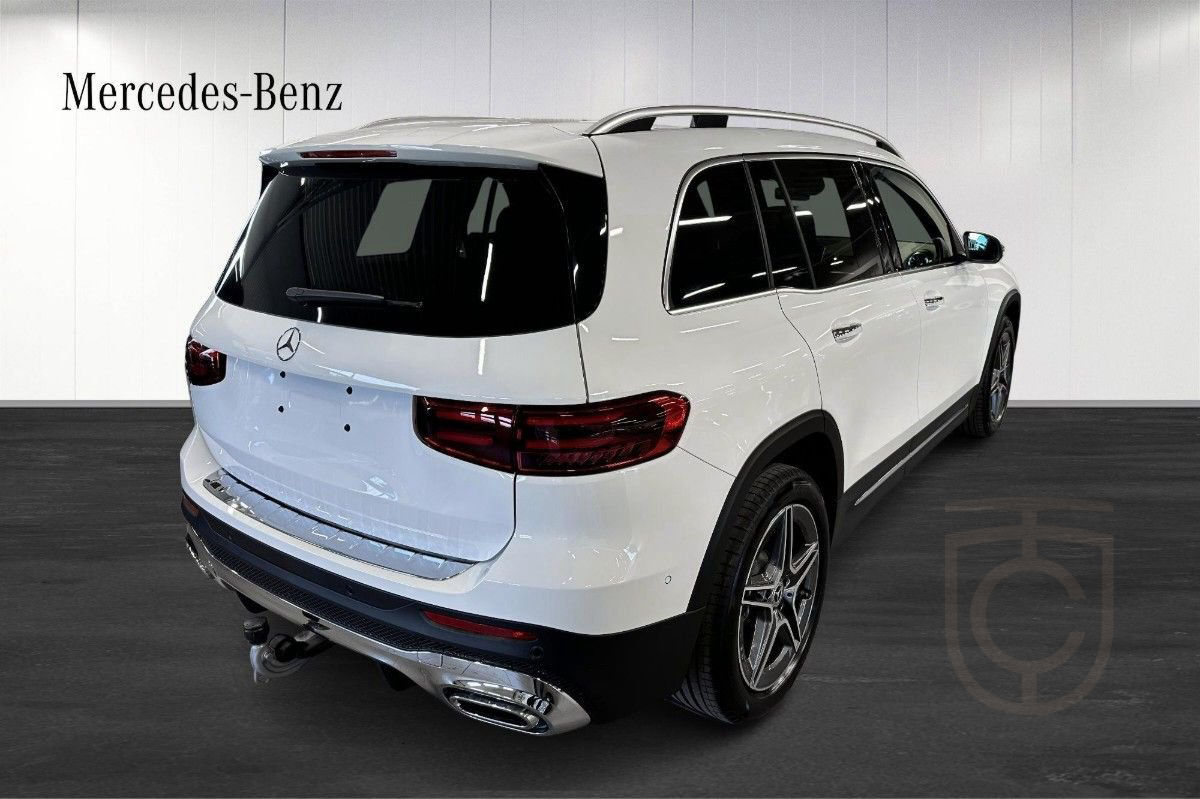 Mercedes-Benz GLB 200