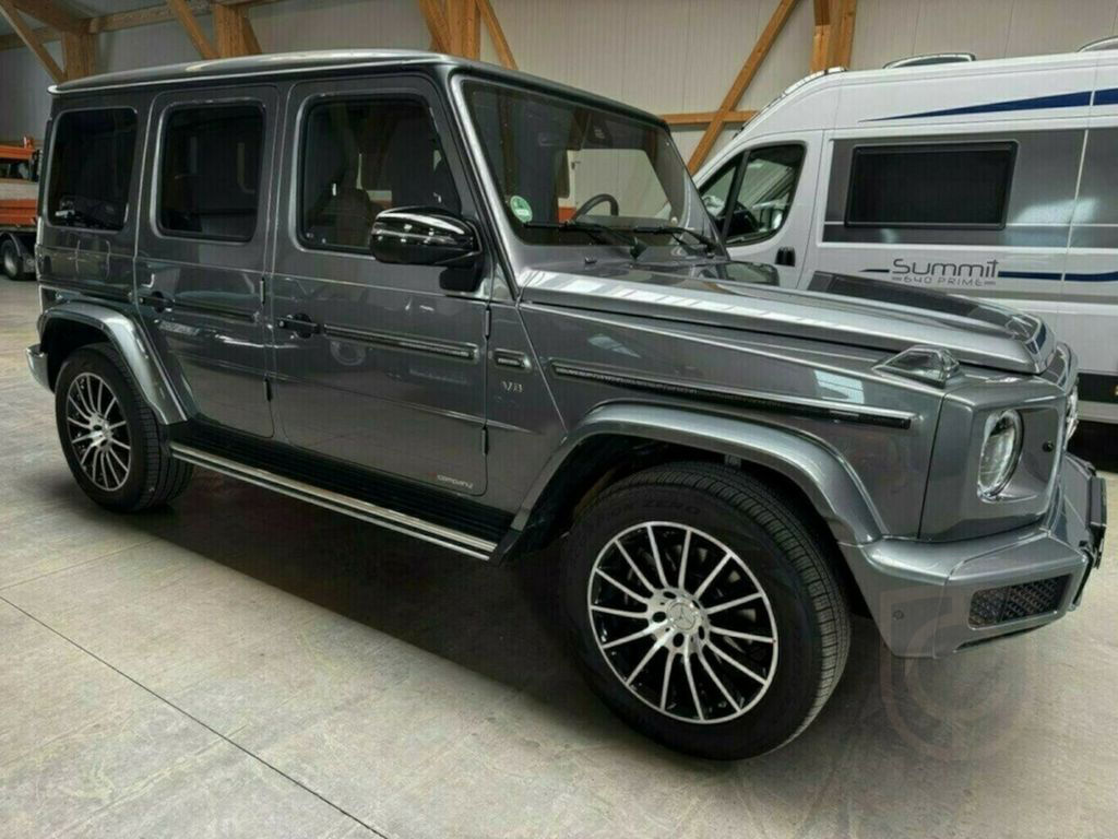 Mercedes-Benz G 500 V8