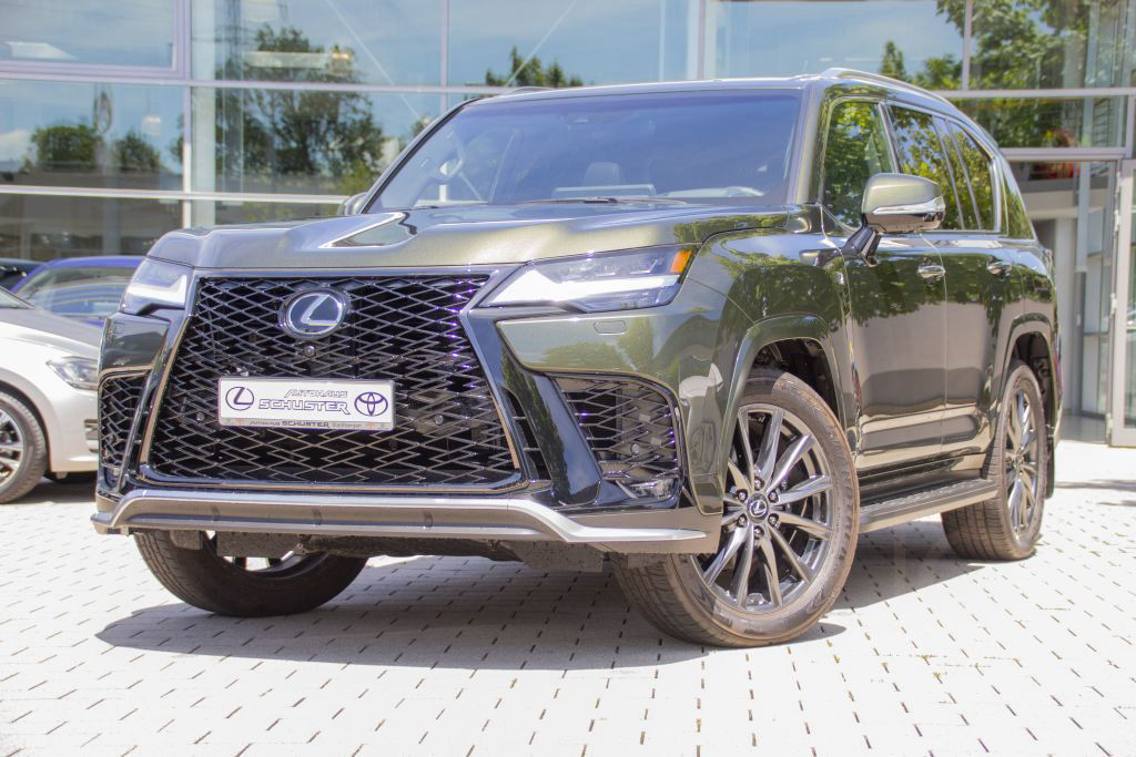 Lexus LX 600 F SPORT