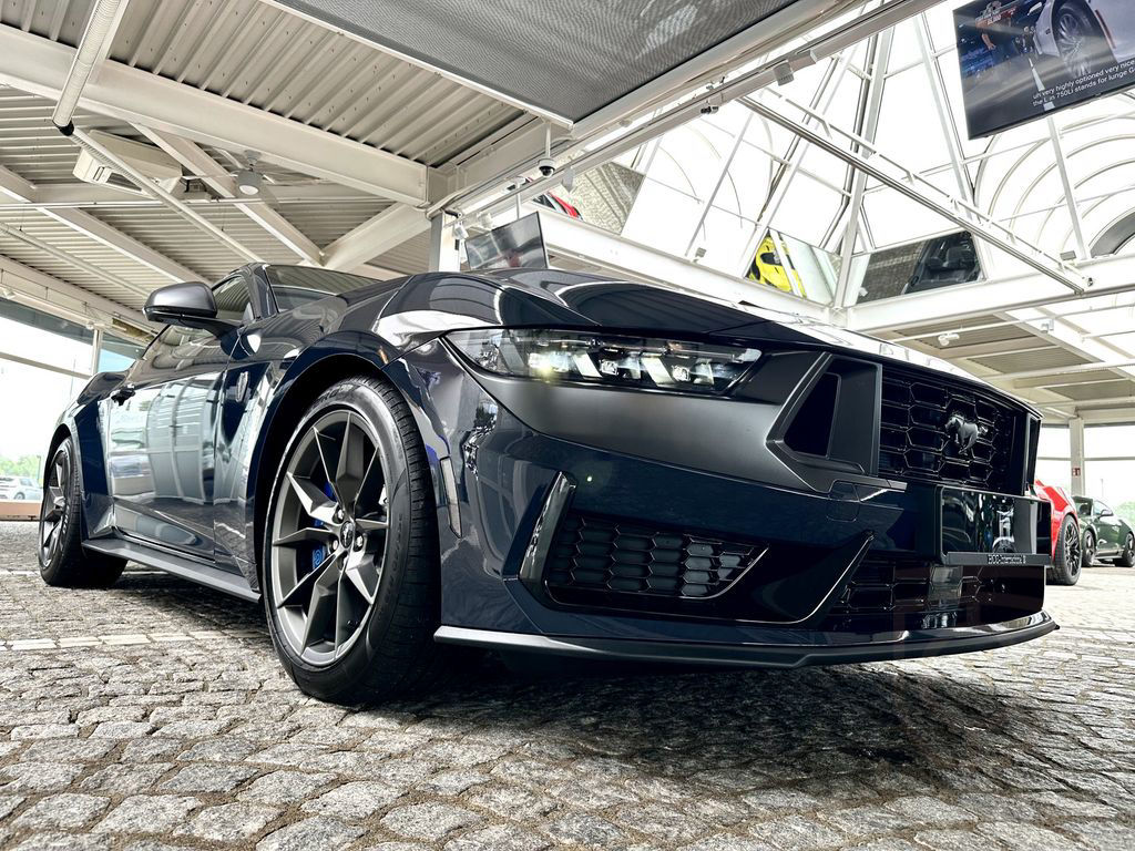Ford Mustang 5.0 V8 DARK HORSE Autom. RECARO