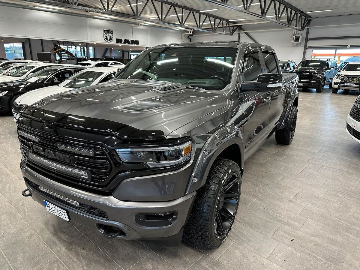 Dodge RAM 1500 Limited Offroad Extreme Edition