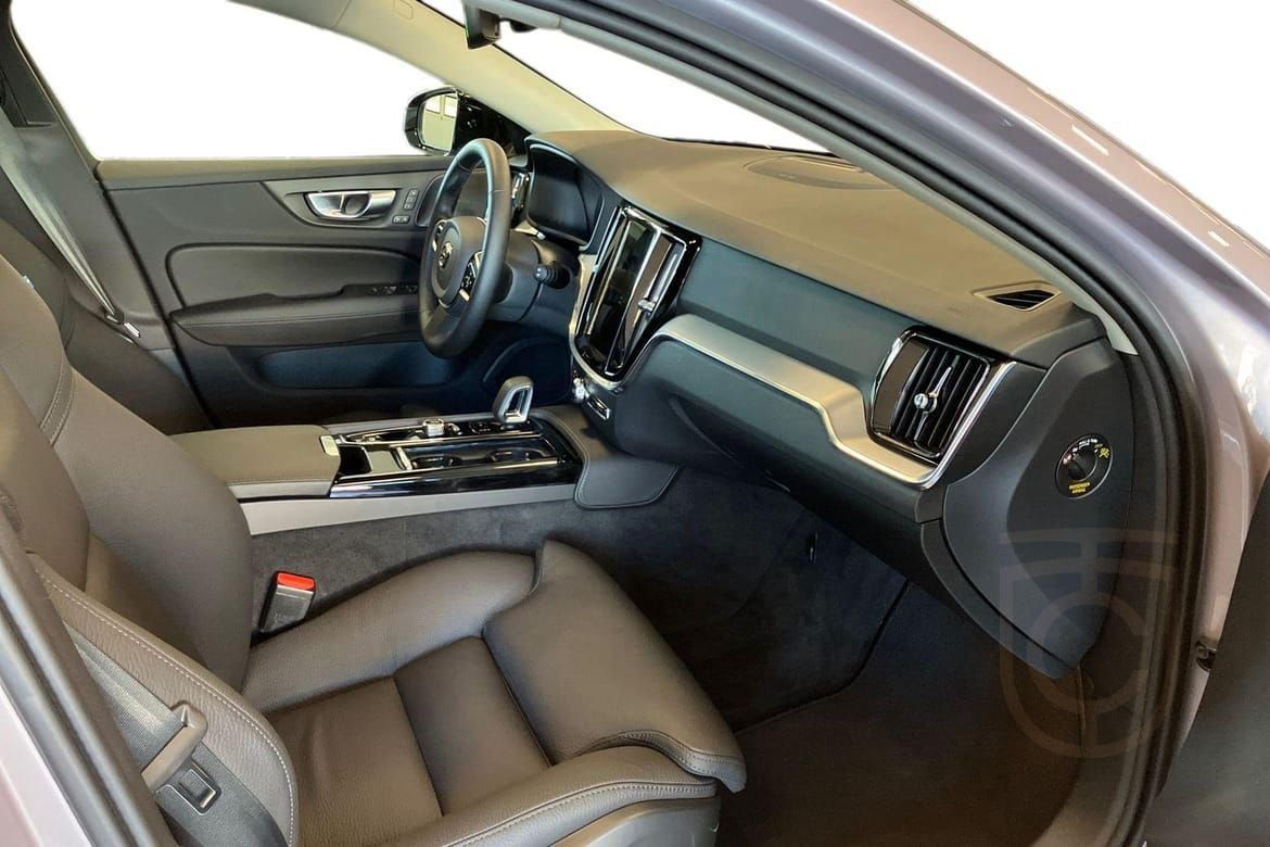 Volvo V60 T6 Plus Dark Nordic Edition