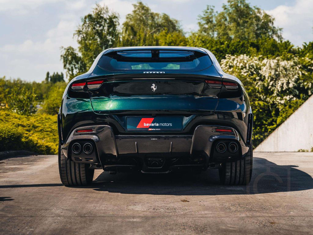 Ferrari Purosangue Verde Zeltweg / Carbon / Design Spec.