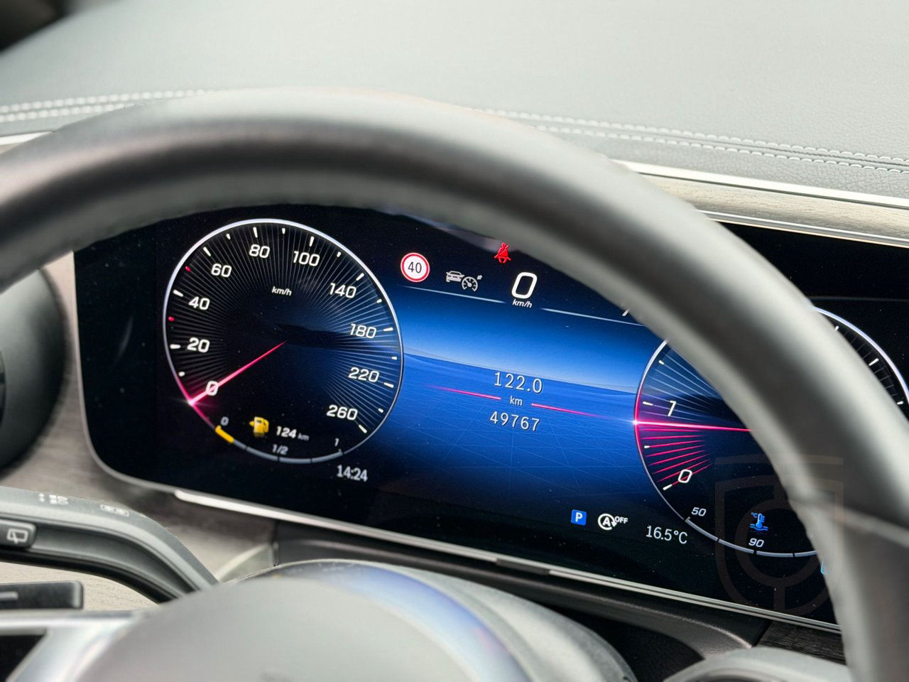 Mercedes-Benz V 300d 4MATIC 3.2t AMG Burmester 360