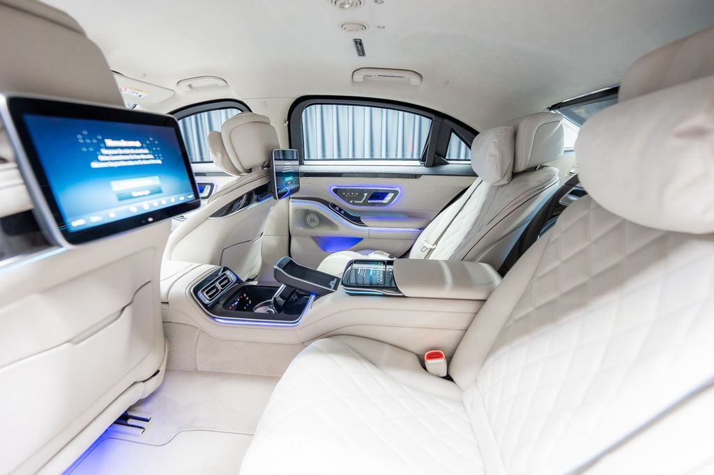 Mercedes-Benz S 680 4M GUARD Armored VR10 FULL STOCK 2025