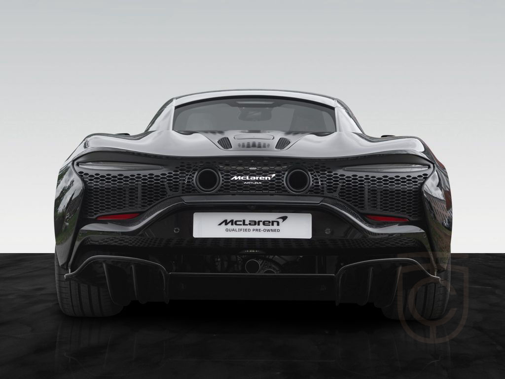 McLaren Artura | Cosmos | Carbon Sill Finishers