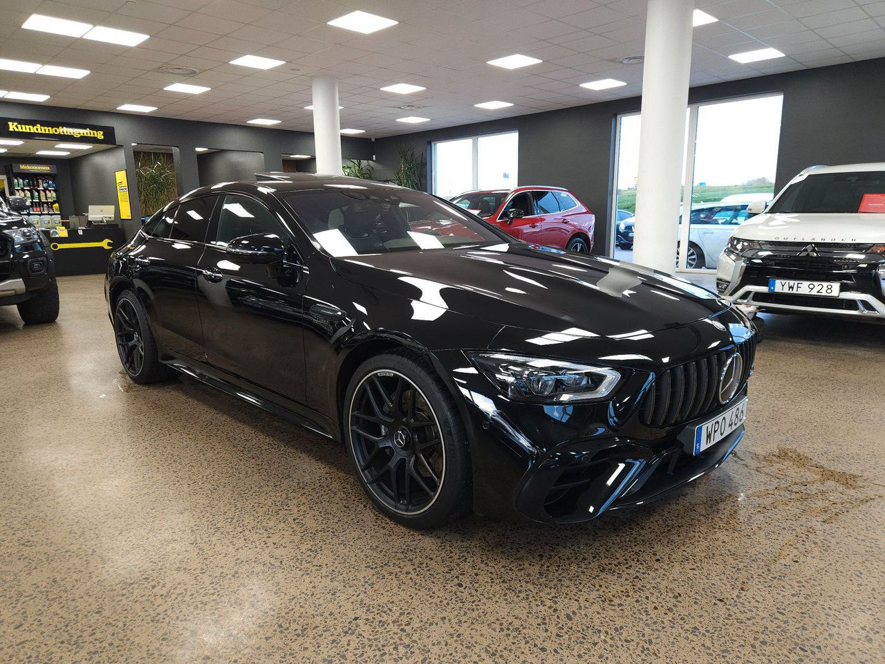 Mercedes-Benz AMG GT 4 43 4MATIC+ Burmester