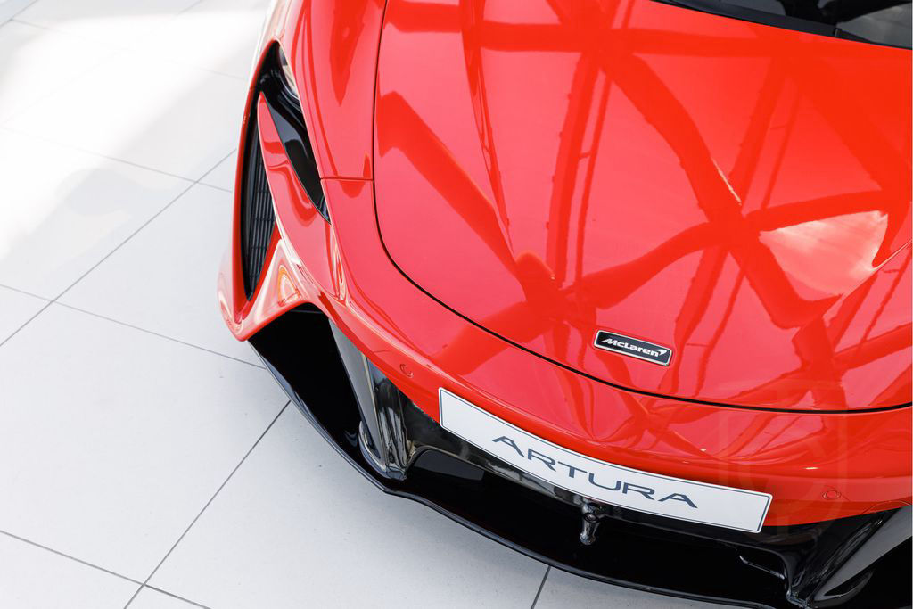 McLaren Artura 3.0 V6 Plug-in | Performance | Black Pack