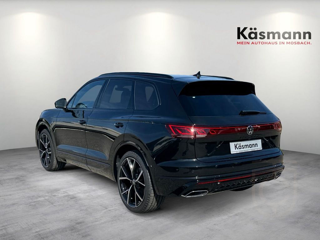 Volkswagen Touareg R-Line 3.0TDI 4M BLACKSTYLE AHK PANO