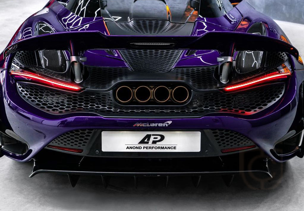 McLaren 765LT