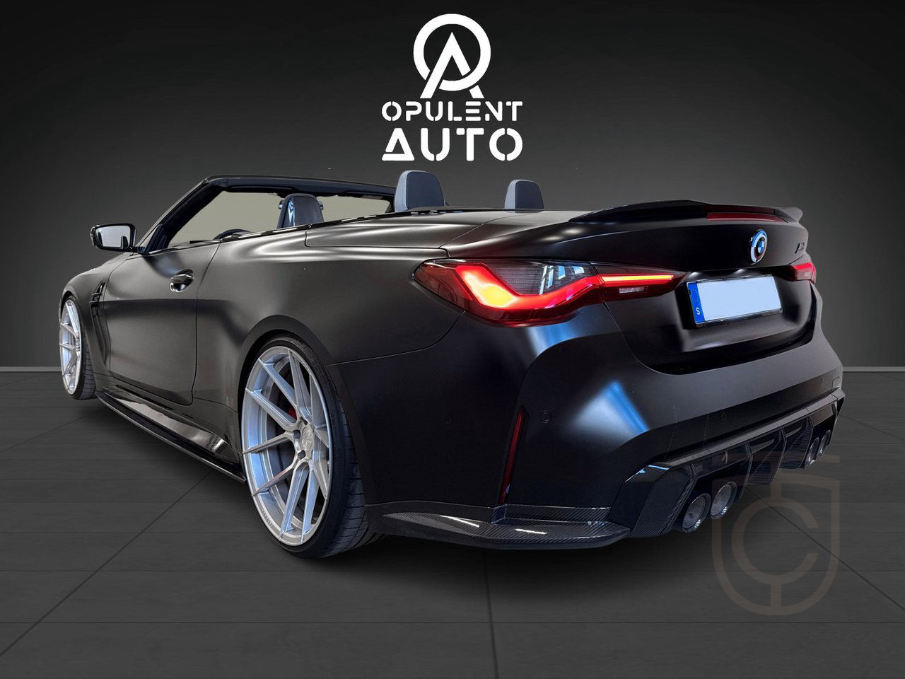 BMW M4 Competition xDrive Convertible Individual