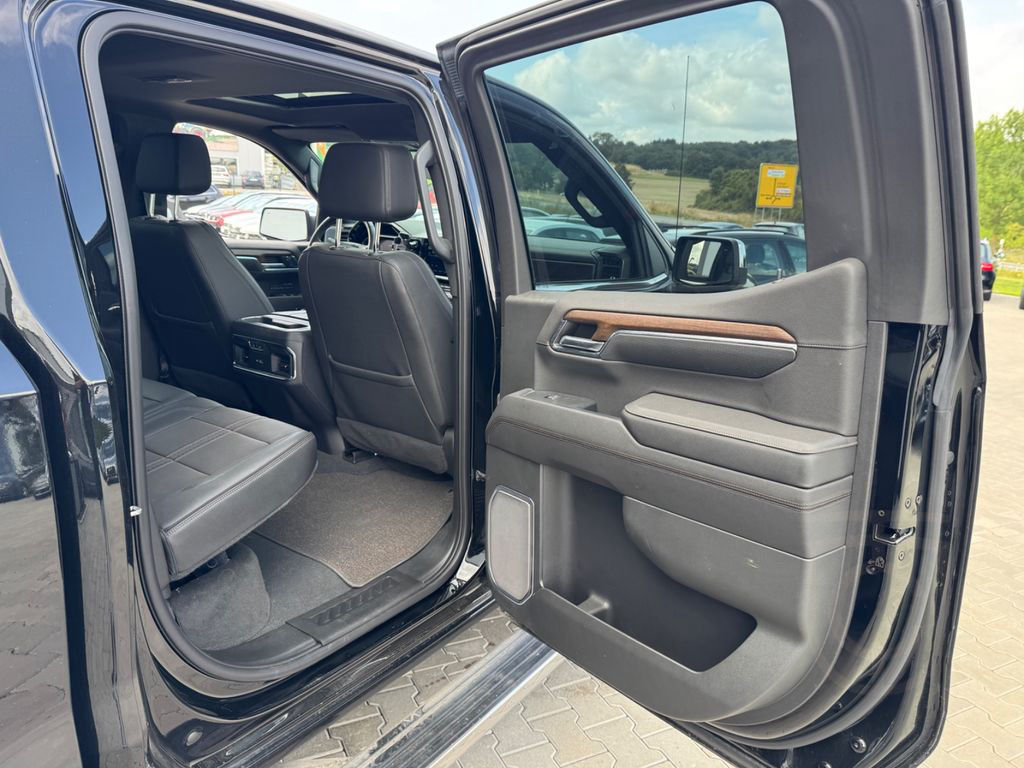 Chevrolet Silverado High Country