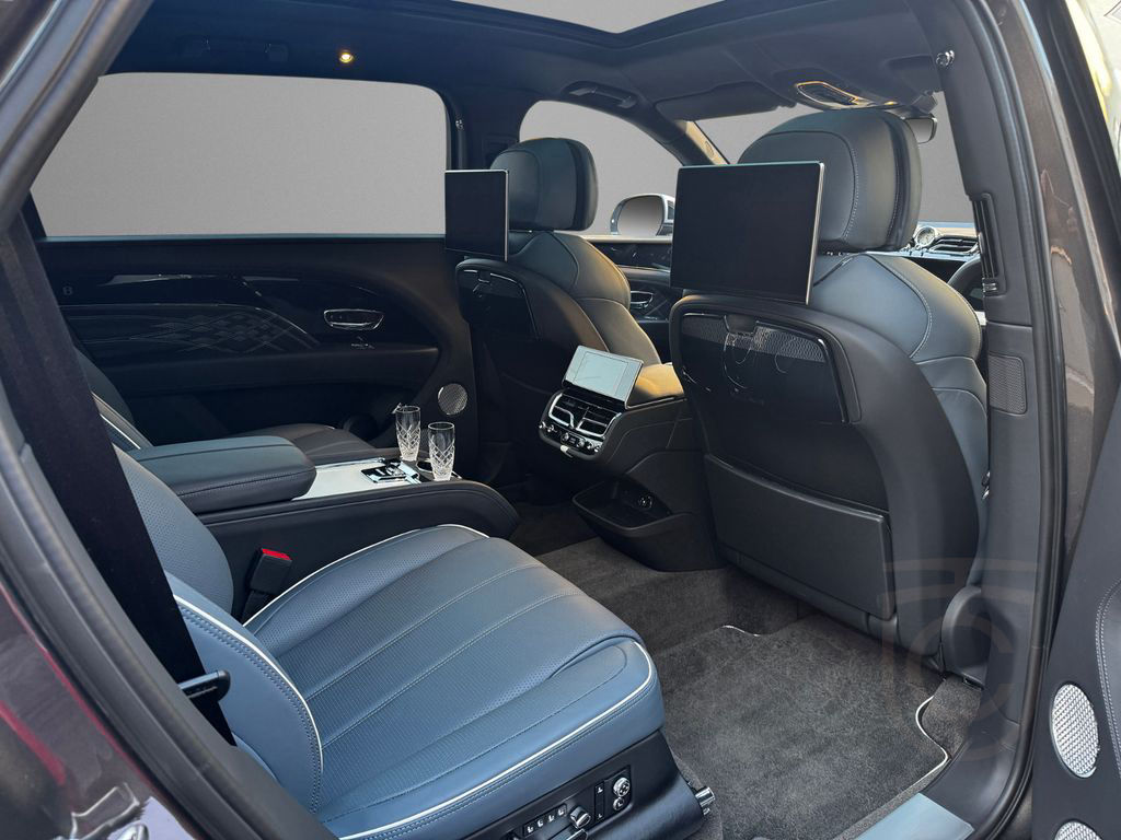 Bentley Bentayga V8 EWB MULLINER - MY24- BENTLEY BERLIN