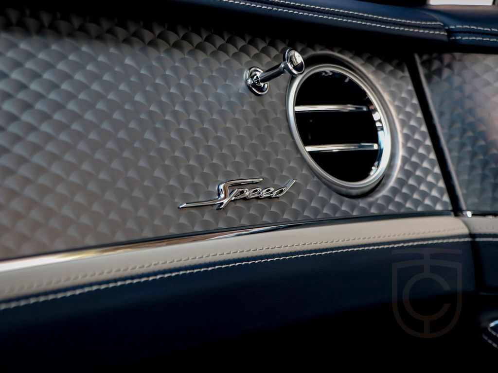 Bentley Flying Spur Speed V8 Hybrid