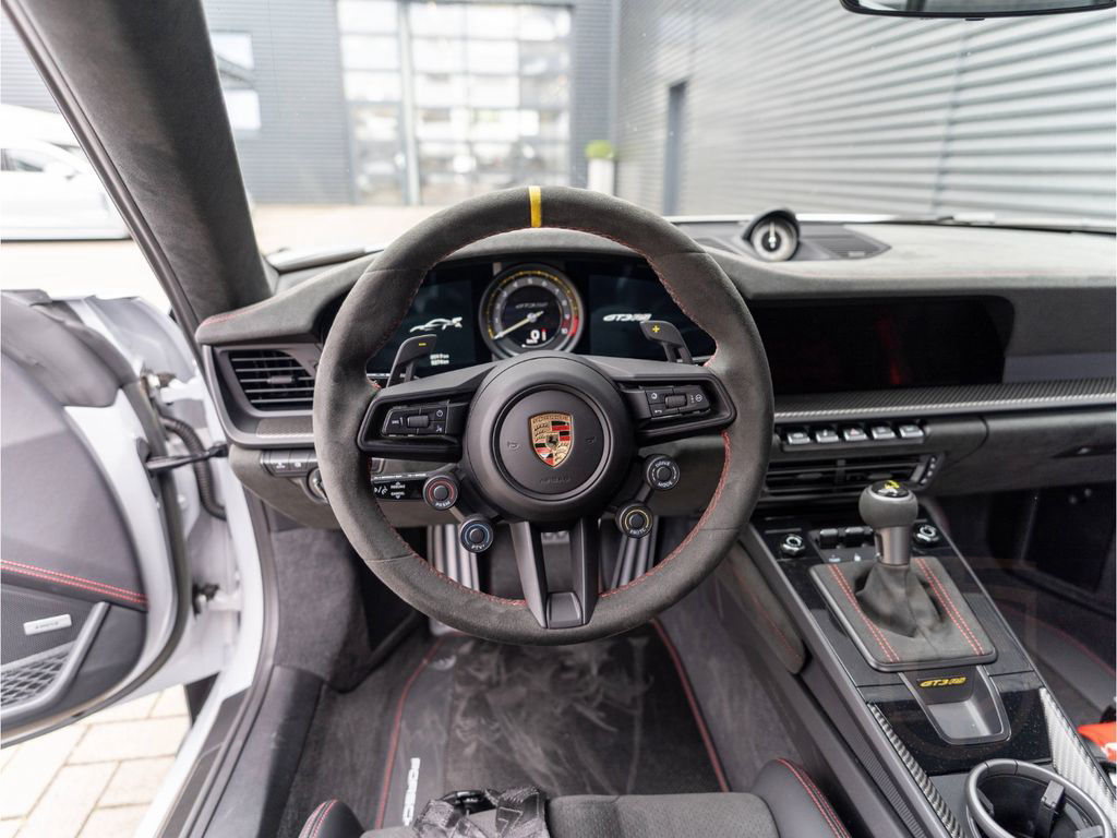 Porsche 911 GT3 RS Weissach-Paket PCCB BOSE