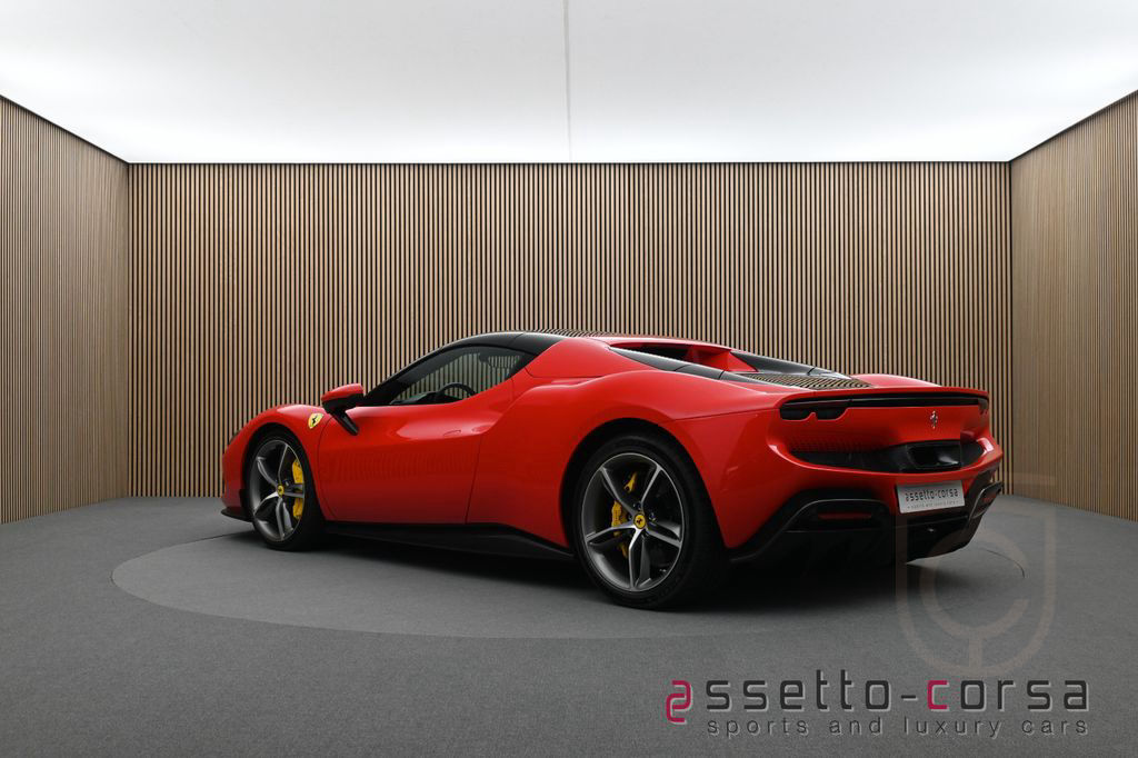 Ferrari 296 GTS*Carbon*Lift*Racing Seats*Neuwertig