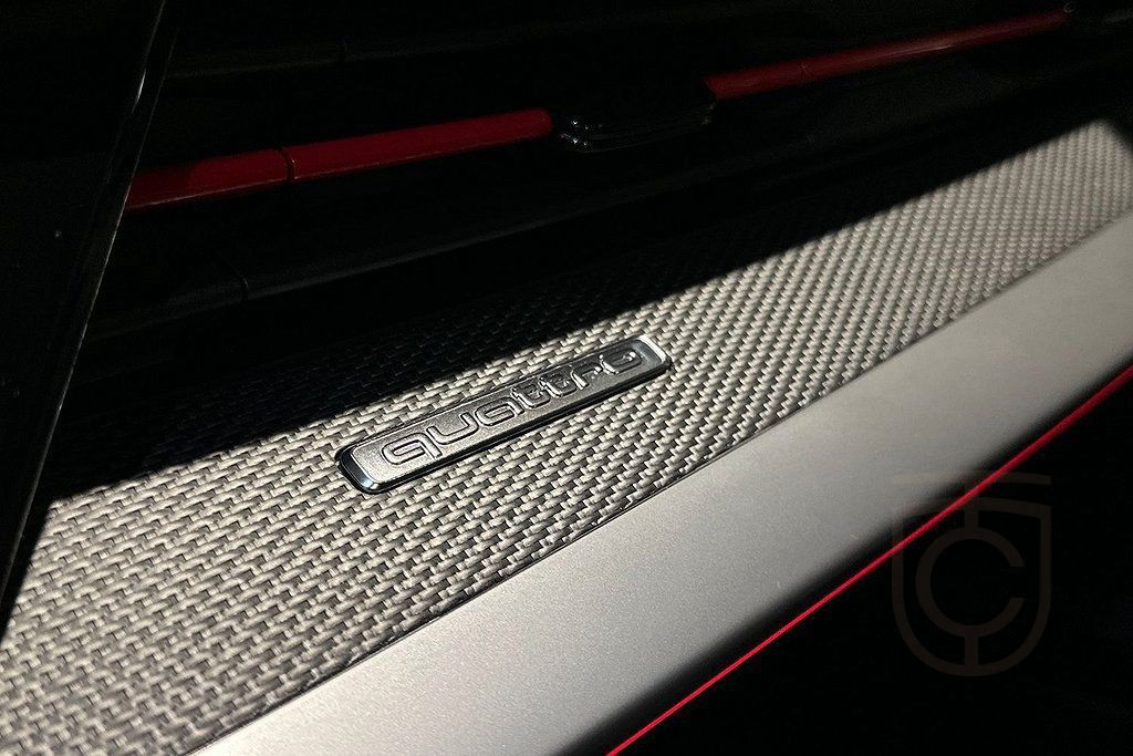 Audi RS3 Sedan RS-Designpaket Plus B&O 360kamera Pano