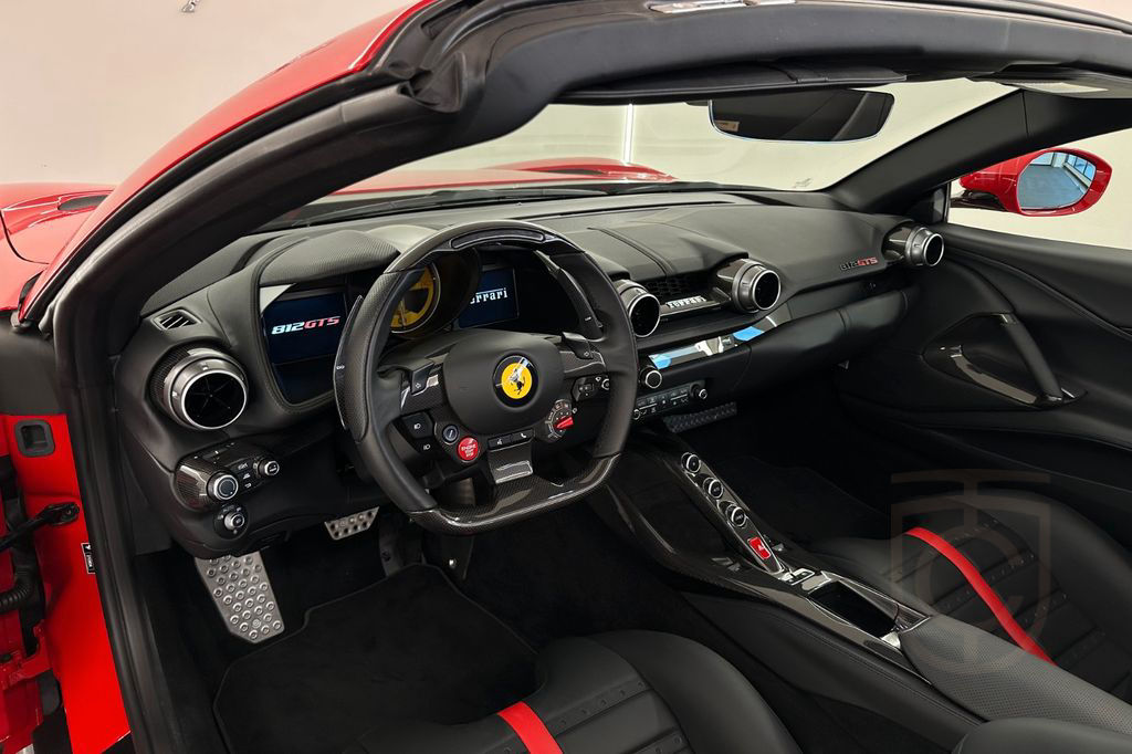 Ferrari 812 GTS / Rosso Corsa / Ferrari Approved