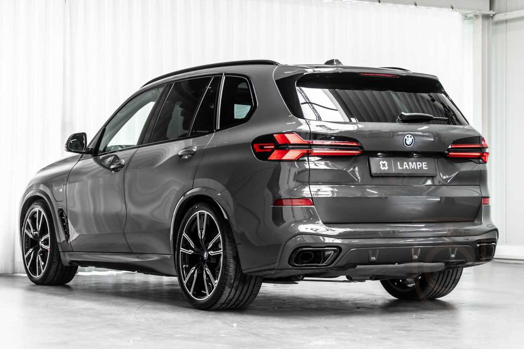 BMW X5 xDrive50e Hybrid M Sport Bowers&Wilkins Trekh