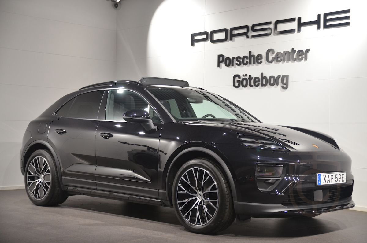 Porsche Macan EV