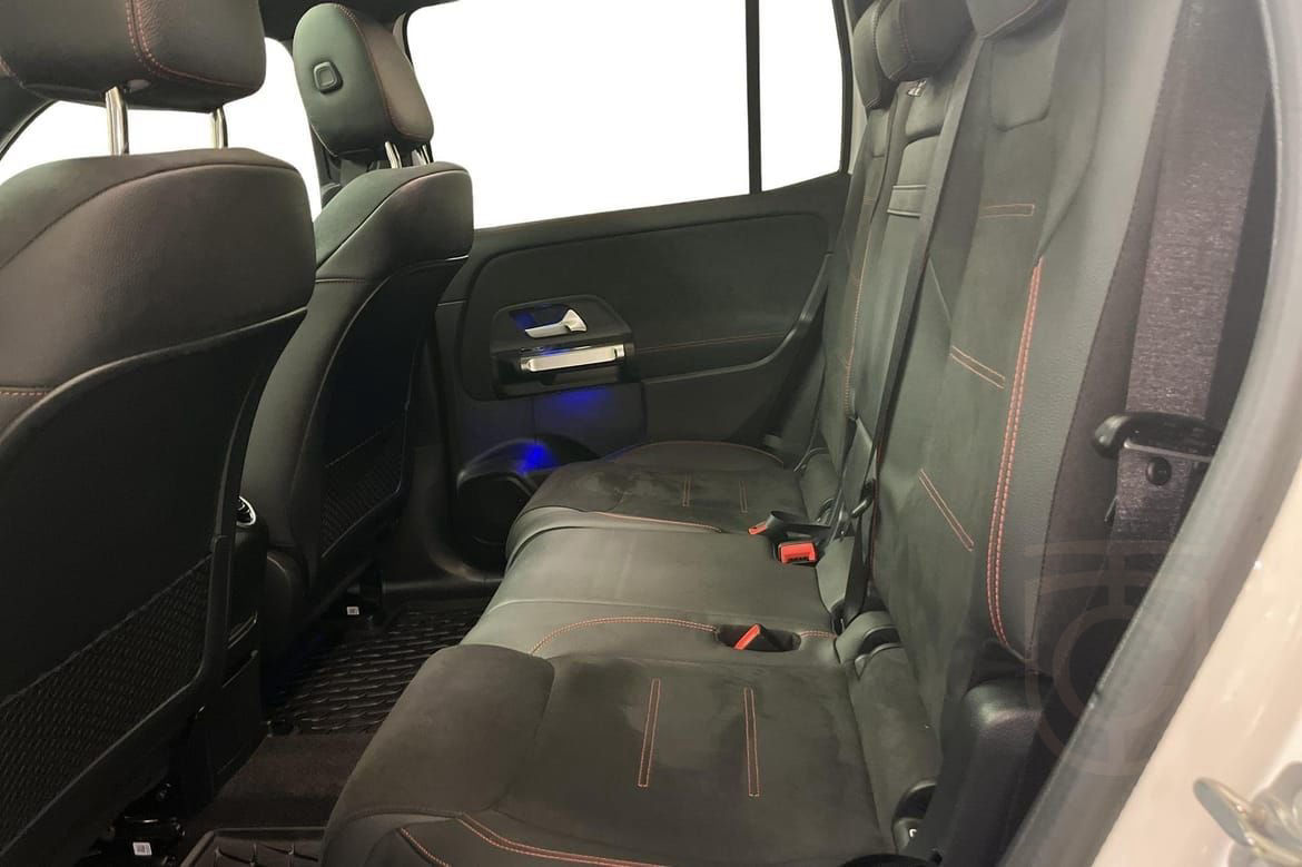 Mercedes-Benz EQB 300 4MATIC AMG-paket