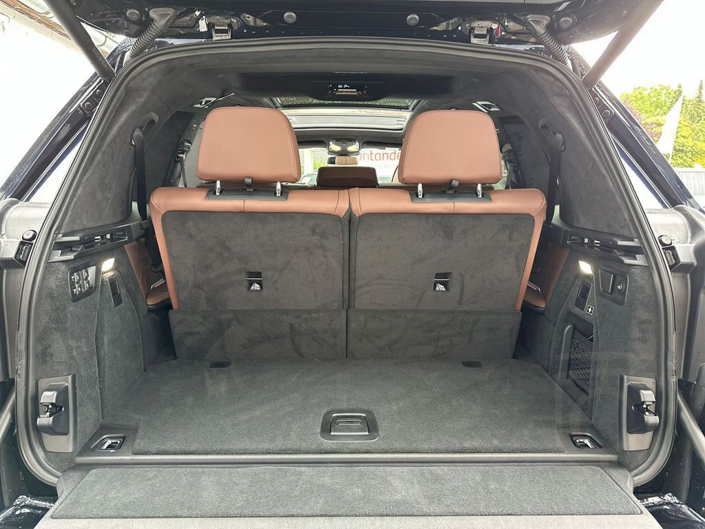 BMW X7 M60 i *M-SPORT PRO* LASER/360/HUD/H&K/SOFT-CL