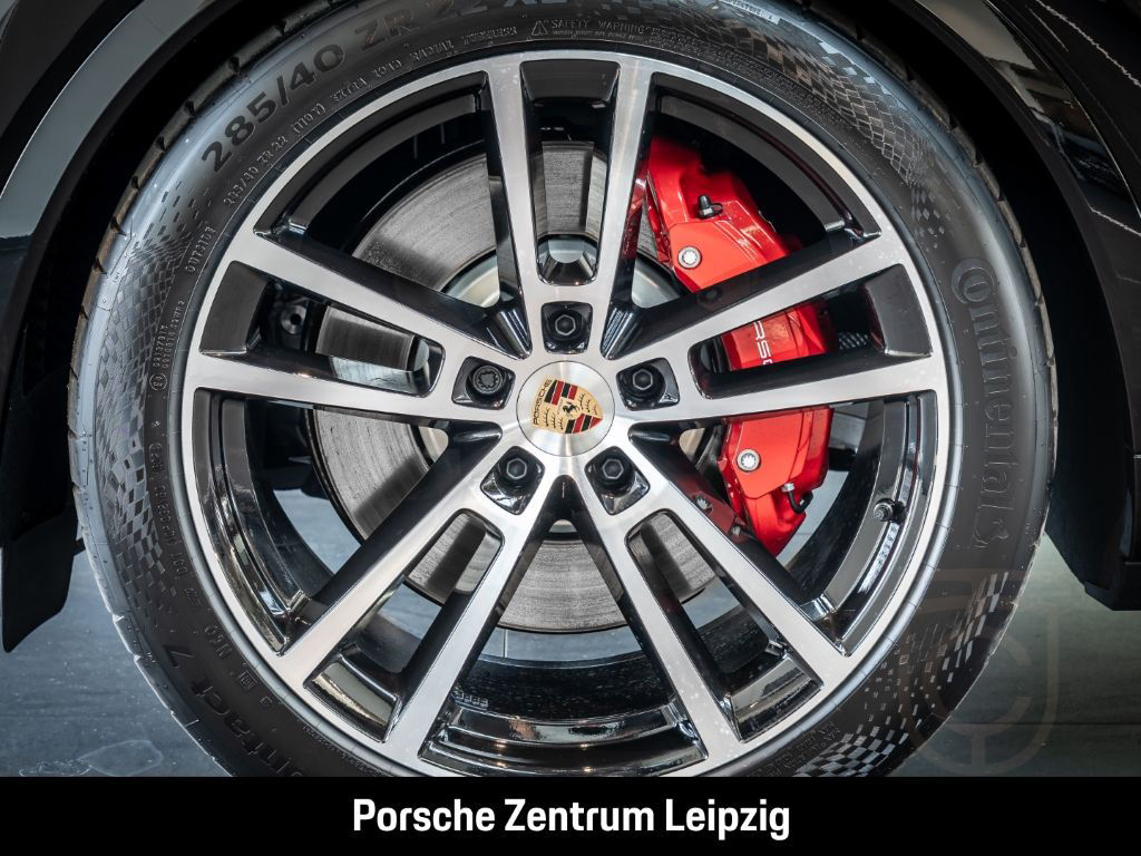 Porsche Cayenne S HD-Matrix InnoDrive PDCC InnoDrive HUD